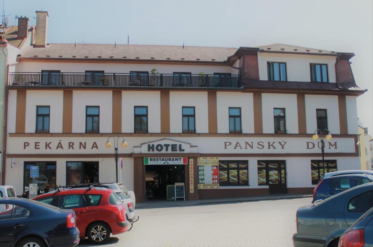 潘司基杜姆贝尔克酒店 Žamberk 外观 照片